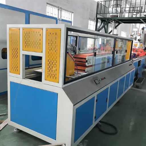 plastic extrusion machines 