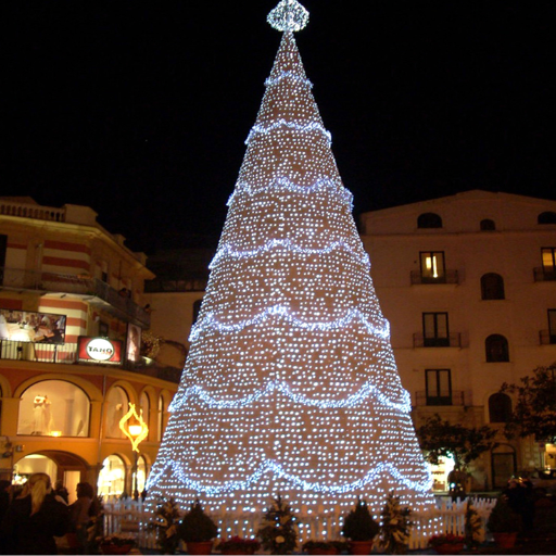 solar christmas decorations 