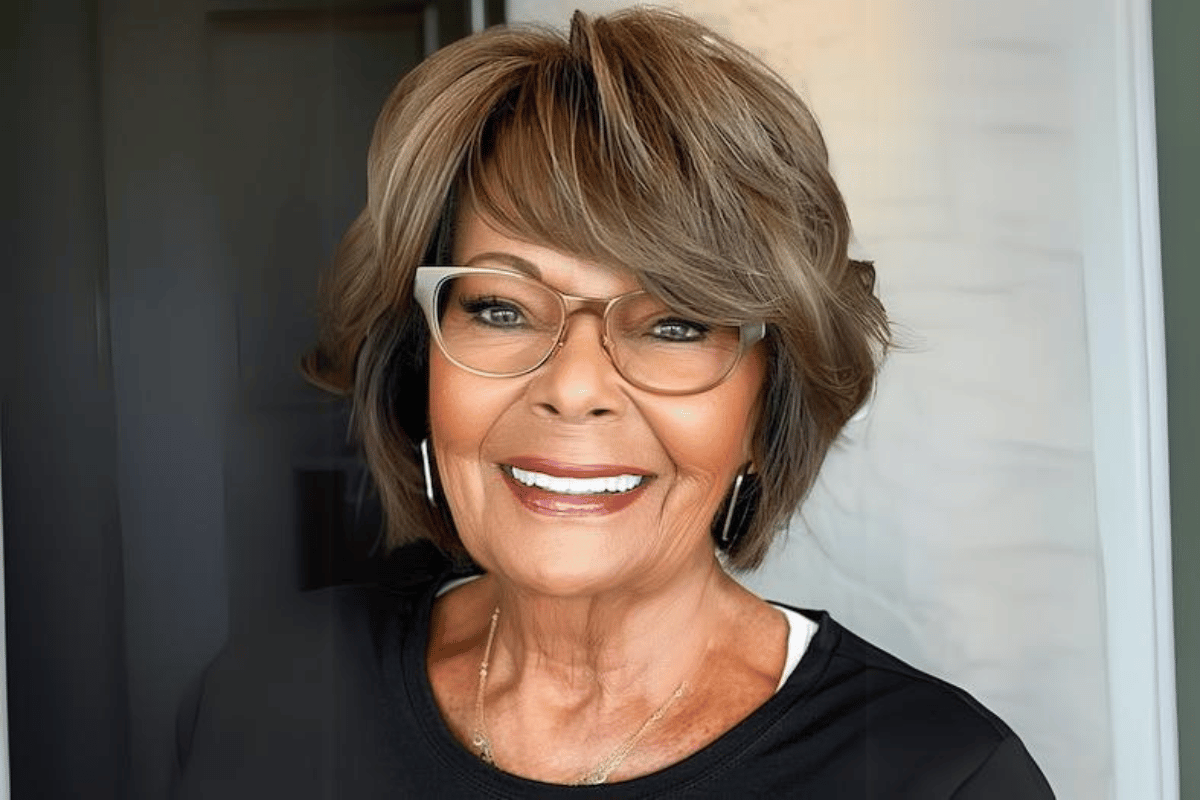 hairstyles for women over 70 with glasses