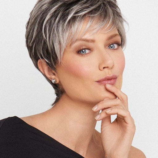 Why Do Women Over 40 Opt for Short Hairstyles?