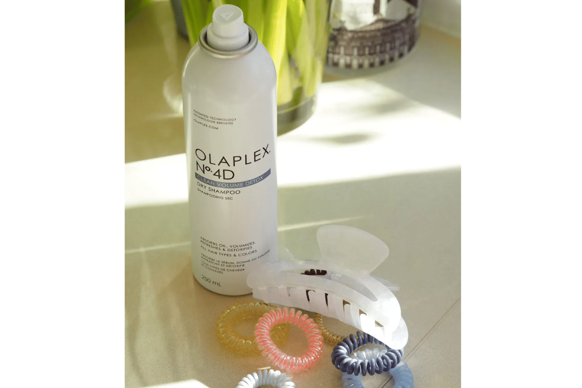 olaplex no 4d clean volume detox dry shampoo review