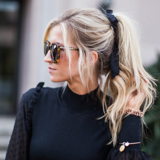 How to Dress Up Your Ponytail with a Bow