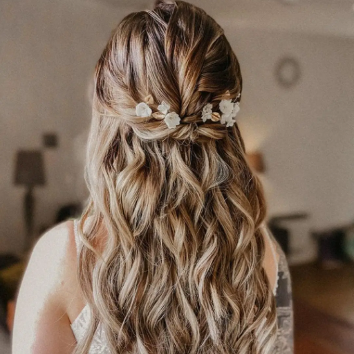 What Are the Best Wedding Hairstyles for Curly Hair