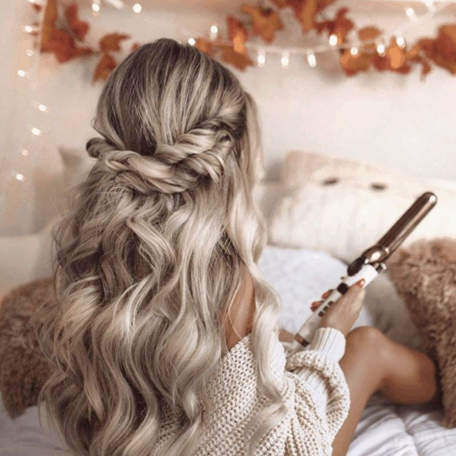 What Are the Best Christmas Eve Hairstyles for Long Hair