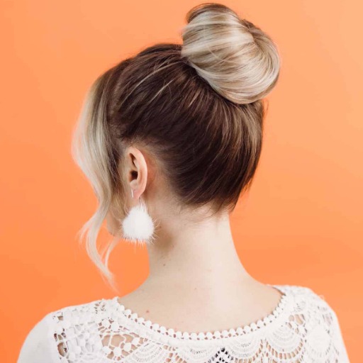 How to Achieve a Ballet-Style Donut Bun hairstyles?