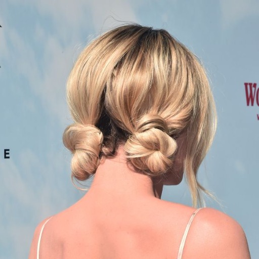 How do you style space buns' hairstyles for different occasions?